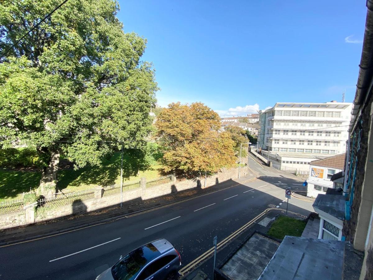 Budget Stay, Shared Guest House, R1 Mount Pleasant Hill Swansea Exterior foto