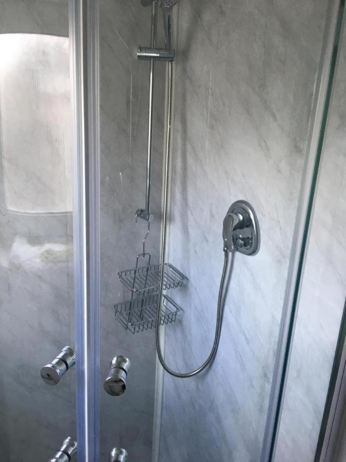 Budget Stay, Shared Guest House, R1 Mount Pleasant Hill Swansea Exterior foto